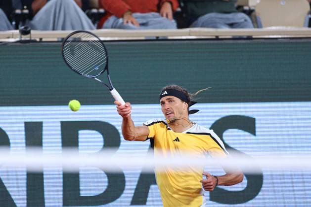2024.06.01 Paryz Tenis French Open Roland Garros 2024 Alexander Zverev - Tallon Griekspoor N Z Alexander Zverev Foto Pawel Andrachiewicz PressFocus 2024.06.01 Paris Tennis French Open Roland Garros 2024 Alexander Zverev - Tallon Griekspoor Alexander Zverev Photo Pawel Andrachiewicz PressFocus NEWSPIX.PL --- Newspix.pl  20240601_PF_PA291
