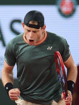 Belgian Zizou Bergs reacts during a tennis match between Belgian Bergs and Bulgarian Dimitrov, continued after the game was suspended yesterday due to the rainfall, in the third round of the men s singles, at the Roland Garros French Open tennis tournament, in Paris, France, Saturday 01 June 2024. This year s grand slam tournament takes place from 26 May to 09 June. BENOITxDOPPAGNE  x93798989x