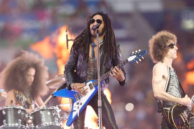 Lenny Kravitz mit Buehnen - Rasen - Show zur Eroeffnung des Spieles, GB, London, Wembley Stadium, Champions League Finale, BVB Dortmund vs Real Madird, Spielzeit 2023 2024, 01.06. 2024, Copyright: HMBxMedia HeikoxBecker