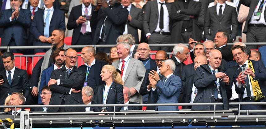 01.06.2024, xfux, Fussball UEFA Champions League Finale 2024, Borussia Dortmund - Real Madrid, emspor, v.l. Geschaeftsfuehrer Hans-Joachim Watzke (Borussia Dortmund), CDU Friedrich Merz, DFB Praesident Bernd Neuendorf (Deutscher Fussball-Bund), Hendrik Wüst (DFL DFB REGULATIONS PROHIBIT ANY USE OF PHOTOGRAPHS as IMAGE SEQUENCES and or QUASI-VIDEO) London