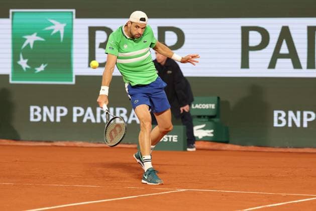 ROLAND GARROS 2024 Thierry Larret Maxppp. Tennis. Roland Garros 2024. Internationaux de France de tennis. Stade Roland Garros, Paris (75). Le 1er juin 2024. Court Philippe Chatrier : Zizou BERG (BEL) vs Grigor DIMITROV (BUL) PARIS (75) STADE ROLAND GARROS PARIS ILE DE FRANCE FRANCE  Copyright: xThierryxLarret MAXPPPxThierryxLarretx TL_20240601_2018 0492768558st