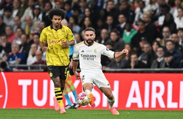 01.06.2024, xfux, Fussball UEFA Champions League Finale 2024, Borussia Dortmund - Real Madrid, emspor, v.l. Karim Adeyemi (Borussia Dortmund), Daniel Carvajal (Real Madrid) (DFL DFB REGULATIONS PROHIBIT ANY USE OF PHOTOGRAPHS as IMAGE SEQUENCES and or QUASI-VIDEO) London