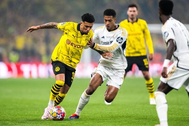 240601 Jude Bellingham of Real Madrid and Jadon Sancho of Dortmund during the UEFA Champions League final between Dortmund and Real Madrid on June 1, 2024 in London. Photo: Petter Arvidson BILDBYRAN kod PA PA0818 fotboll football soccer fotball champions league final dortmund real madrid bbeng bbauto Copyright: PETTERxARVIDSON BB240601PA166
