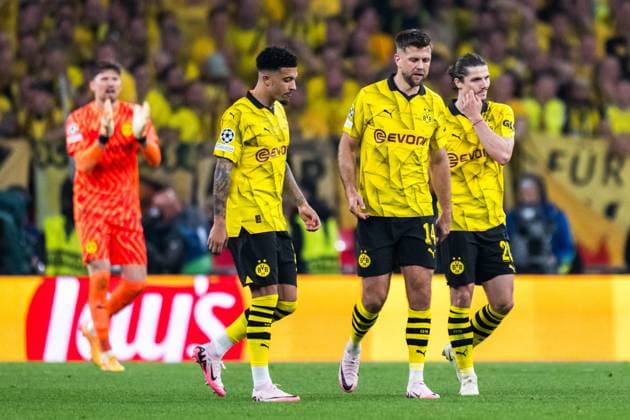 240601 Jadon Sancho, Niclas Fullkrug, and Marcel Sabitzer of Dortmund look dejected during the UEFA Champions League final between Dortmund and Real Madrid on June 1, 2024 in London. Photo: Petter Arvidson BILDBYRAN kod PA PA0818 fotboll football soccer fotball champions league final dortmund real madrid bbeng bbauto depp Copyright: PETTERxARVIDSON BB240601PA182