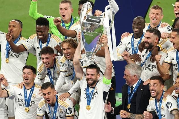Real Madrid lift the Champions League trophy Borussia Dortmund v Real Madrid, UEFA Champions League, Final, Football, Wembley Stadium, London, UK - 01 June 2024 EDITORIAL USE ONLY No use with unauthorised audio, video, data, fixture lists, club league logos or live services. Online in-match use limited to 120 images, no video emulation. No use in betting, games or single club league player publications. Copyright: xPaulxCurrie Shutterstockx 14516316fc