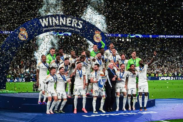 Siegerehrung Real Madrid ENG, Borussia Dortmund vs. Real Madrid, Fussball, Champions League, Finale, Saison 2023 2024, 01.06.2024 ENG, Borussia Dortmund vs. Real Madrid, Fussball, Champions League, Finale, Saison 2023 2024, 01.06.2024 London Copyright: xEibner-Pressefoto MarcelxvonxFehrnx EP_MFN
