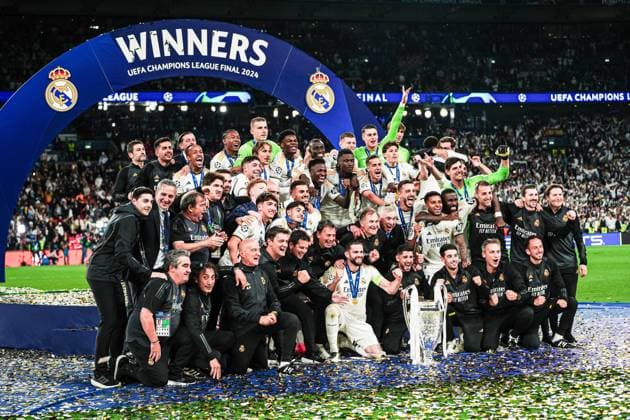 Siegerehrung Real Madrid ENG, Borussia Dortmund vs. Real Madrid, Fussball, Champions League, Finale, Saison 2023 2024, 01.06.2024 ENG, Borussia Dortmund vs. Real Madrid, Fussball, Champions League, Finale, Saison 2023 2024, 01.06.2024 London Copyright: xEibner-Pressefoto MarcelxvonxFehrnx EP_MFN