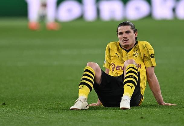 01.06.2024, xfux, Fussball UEFA Champions League Finale 2024, Borussia Dortmund - Real Madrid, emspor, v.l. Marcel Sabitzer (Borussia Dortmund) enttaeuscht, enttaeuscht schauend, dissapointed (DFL DFB REGULATIONS PROHIBIT ANY USE OF PHOTOGRAPHS as IMAGE SEQUENCES and or QUASI-VIDEO) London