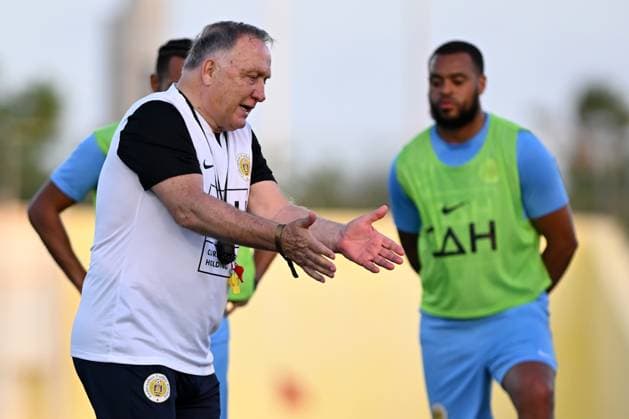 WILLEMSTAD - Curacao coach Dick Advocaat during a training session of the Curacao football team at the Ergilio Hato stadium on June 1 (local time) in Willemstad, Curacao. The Curacao football team is preparing for the World Cup qualifying matches against Barbados and Aruba. ANP Hollandse Hoogte World Cup 2026 Qualifiers Concacaf 2024 xVIxANPxSportx xGerritxvanxKeulenxIVx 500120232 originalFilename: 500120232.jpg