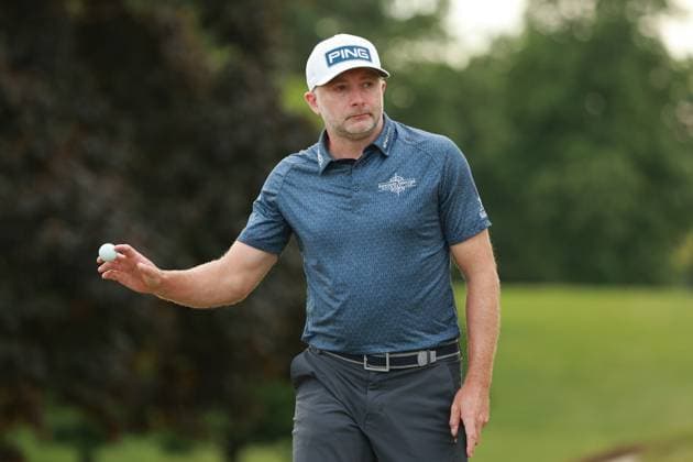 RBC Canadian Open David Skinns of England acknowledges the gallery on the 9th green during Day Three of the RBC Canadian Open at Hamilton Golf & Country Club, Ancaster, Ontario, Canada on Saturday, June 1, 2024. Ancaster Ontario United States  Copyright: xJorgexLemusx originalFilename:lemus-rbccanad240601_np9Ca.jpg