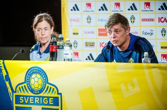 240602 Media officer Petra ThorÃ n and Head coach Jon Dahl Tomasson of the Swedish national football team at a press conference, PK, Pressekonferenz on June 2, 2024 in Malmö. Photo: Christian Örnberg BILDBYRAN COP 166 CO0418 fotboll football soccer fotball landskamp presskonferens press conference sverige sweden sverige a bbeng Copyright: CHRISTIANxÖRNBERG BB240602CO020