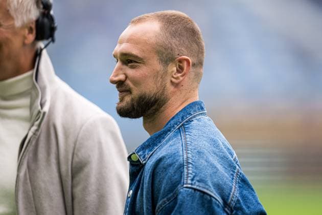 Eliteserien i fotball 2024 Molde Viking Molde 20240602 Moldes Veton Berisha is interviewed by TV 2 for the Elite League football match between Molde and Viking at Aker Stadium Photo Marius Simensen NTB Molde Norway EDITORIAL USE ONLY RESTRICTED USE FOR BETTING COMPANIES  Copyright: xMariusxSimensenx xNTBx
