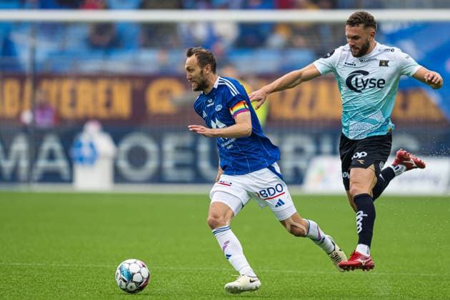 Eliteserien i fotball 2024 Molde Viking Molde 20240602 Moldes Magnus Wolff Eikrem during the Eliteserien football match between Molde and Viking at Aker Stadion Photo Marius Simensen NTB Molde Norway EDITORIAL USE ONLY RESTRICTED USE FOR BETTING COMPANIES  Copyright: xMariusxSimensenx xNTBx