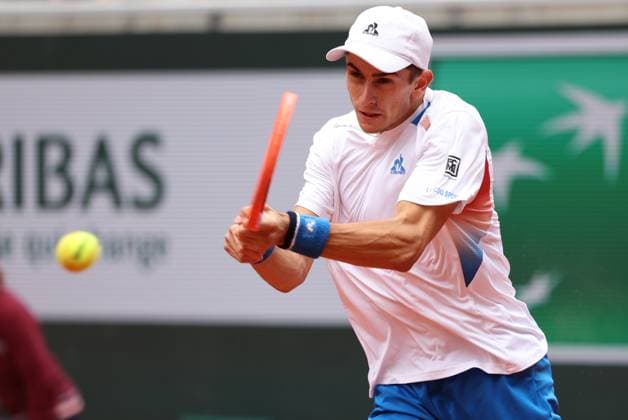 ROLAND GARROS 2024 Thierry Larret Maxppp. Tennis. Roland Garros 2024. Internationaux de France de tennis. Stade Roland Garros, Paris (75). Le 2 juin 2024. Court Suzanne Langlen : Matteo ARNALDI (ITA) vs Stefanos TSITSIPAS (GRE) PARIS (75) STADE ROLAND GARROS PARIS ILE DE FRANCE FRANCE  Copyright: xThierryxLarret MAXPPPxThierryxLarretx TL_20240602_0258 0492784982st