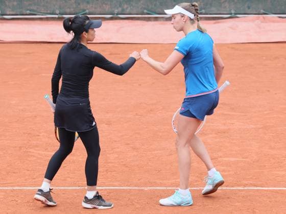 Chinese Taipei s Su-Wei Hsieh and Belgian Elise Mertens pictured during a tennis match between Belgian-Chinese Taipei pair Mertens Hsieh and US- Russian pair Navarro Shnaider, in the second round of the women s doubles, at the Roland Garros French Open tennis tournament, in Paris, France, Sunday 02 June 2024. This year s tournament takes place from 26 May to 09 June. BENOITxDOPPAGNE  x93833757x