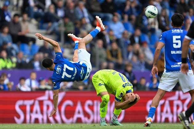 Bilder des Jahres 2024, Sport 06 Juni Sport Themen der Woche KW22 Sport Bilder des Tages KRC Genk v KAA Gent - Jump-off match Europe Play-offs GENK, BELGIUM - JUNE 02 : El Ouahdi Zakaria forward of KRC Genk and Fernandez Pardo Matias forward of KAA Gent during the Jupiler Pro League Jump-off match Europe Play-offs between KRC Genk and KAA Gent in the Cegeka Arena on June 02, 2024 in Genk, Belgium, 02 06 2024 Genk Belgium  Copyright: xDhax