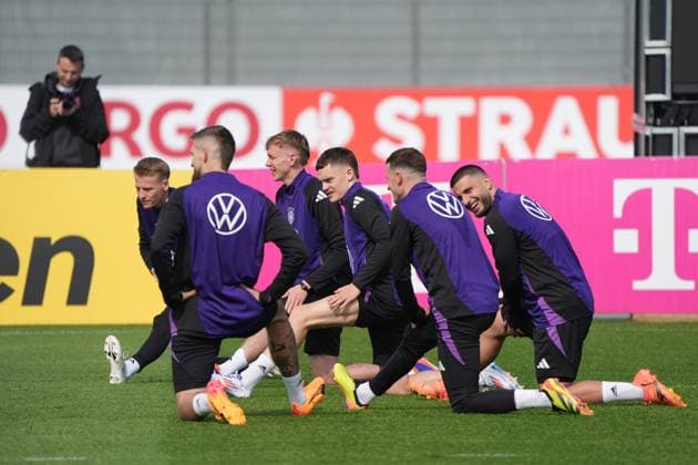 Chris Führich (Deutschland Germany), Robert Andrich (Deutschland Germany), Maximilian Beier (Deutschland Germany), Florian Wirtz (Deutschland Germany), Maximilian Mittelstädt (Deutschland Germany), Deniz Undav (Deutschland Germany) - Herzo Base 02.06.2024: Training Deutschland, Home Ground. World of Adidas, Herzogenaurach