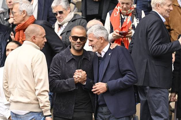 Tennis : Roland Garros 2024 - France - Tony Parker dans la tribune presidentielle de la FFT Tennis : Roland Garros 2024 - France - 02 06 2024 ChrysleneCaillaud Panoramic 