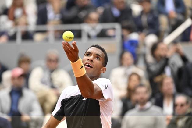 Tennis : Roland Garros 2024 - France - Felix Auger Aliassime - Canada Tennis : Roland Garros 2024 - France - 02 06 2024 ChrysleneCaillaud Panoramic 