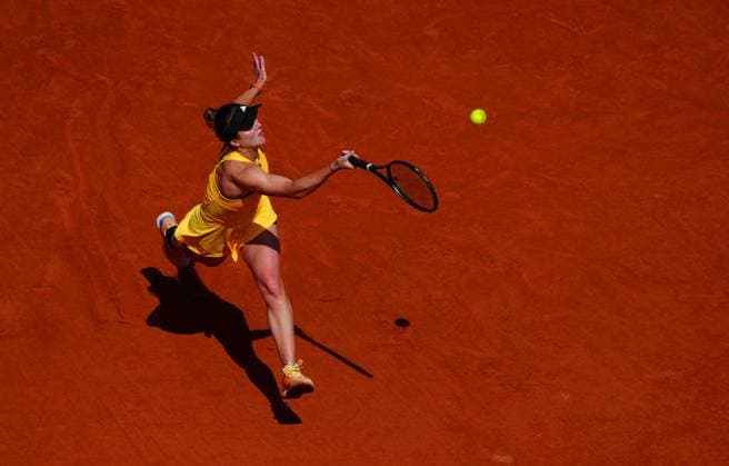 Elina Svitolina in fourth round action French Open Tennis, Day 9, Tennis, Roland Garros, Paris, France - 03 June 2024  Copyright: xJavierxGarcia Shutterstockx 14519129c