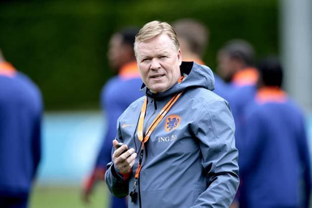 ZEIST - Coach Ronald Koeman during a training session of the Dutch national team, Nationalteam at the KNVB Campus on June 3, 2024 in Zeist, the Netherlands. The Dutch national team is preparing for the European Football Championship in Germany. ANP JEROEN PUTMANS UEFA EURO, EM, Europameisterschaft,Fussball 2024 Germany 2024 xVIxANPxSportx xxANPxIVx 500229448 originalFilename: 500229448.jpg