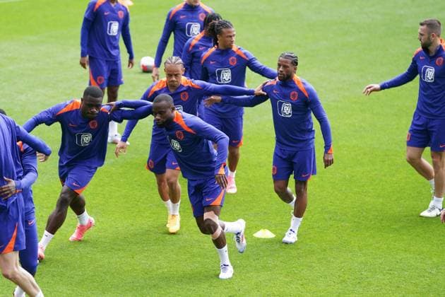 2024-06-03 Training Session Netherlands Men™s Football Team ZEIST, NETHERLANDS - JUNE 3: Players of Netherlands Men™s Football Team during a Training Session ahead of EURO 2024 at the KNVB Campus on June 3, 2024 in Zeist, Netherlands. (Photo by Andre Weening BSR Agency) Zeist Netherlands Content not available for redistribution in The Netherlands directly or indirectly through any third parties. Copyright: xBSRxAgencyx