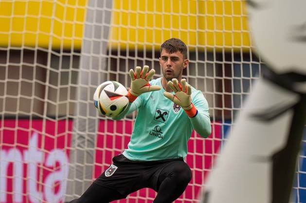 SOCCER - AUT vs SRB, test match VIENNA,AUSTRIA,03.JUN.24 - SOCCER - OEFB International Friendly, Länderspiel, Nationalmannschaft match, Austria vs Serbia, preview, training Team AUT. Image shows Niklas Hedl (AUT).  GEPAxpictures xJohannesxFriedl