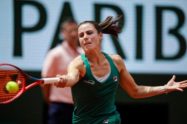 Emma Navarro of United States plays against Aryna Sabalenka during Women™s Single Round of 16 of 2024 French Open - Day 9 at Roland Garros on June 3, 2024 in Paris, France. (Photo by JustPictures) Paris Roland Garros France
