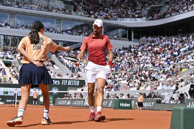 Tennis : Roland Garros 2024 - France - Novak Djokovic blessure - Serbie Tennis : Roland Garros 2024 - France - 03 06 2024 ChrysleneCaillaud Panoramic 