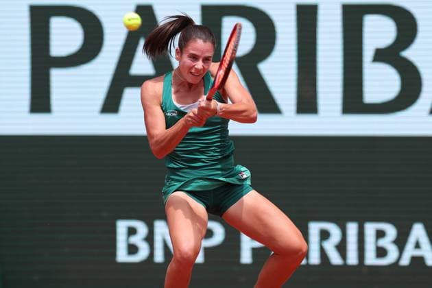 3rd June 2024; Roland Garros, Paris, France; 2024 French Open Tennis tournament, Day 9; Emma Navarro (usa) in action during her round of 16 match against Aryna Sabalenka (blr)  ActionPlus12650625 JonxBromley