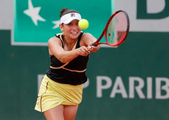 Sonja Zhiyenbayeva (GER), Maedchen Einzel GS Tennis - French Open 2024 - Roland Garros - Paris - - France - 3 June 2024. Copyright: xJuergenxHasenkopfx