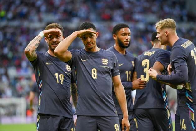 NEWCASTLE UPON TYNE, ENGLAND - JUNE 3: Trent Alexander-Arnold of England celebrates with James Maddison of England after scoring goal (2-0) during the International Friendly, Länderspiel, Nationalmannschaft match between England and Bosnia & Herzegovina at St James Park on June 3, 2024 in Newcastle upon Tyne, England. (Photo by Will Palmer SPP) (Will Palmer SPP) Copyright: xWillxPalmer SPPx spp-en-WiPa-RC4_WPA_ENGxBOS_03jun2024_SP-9175