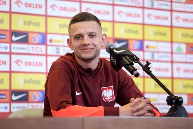 Sport Bilder des Tages WARSZAWA 04.06.2024 KONFERENCJA PRASOWA REPREZENTACJI POLSKI--- POLISH FOOTBALL national team, Nationalteam press conference, PK, Pressekonferenz IN WARSAW SEBASTIAN SZYMANSKI FOT. PIOTR KUCZA FOTOPYK NEWSPIX.PL --- Newspix.pl POLAND OUT!  240604PYK017