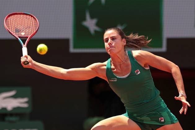4th June 2024; Roland Garros, Paris, France; 2024 French Open Tennis tournament, Day 10; Emma Navarro (USA) and Diana Shnaider (RUS) in their match against Cristina Bucsa (ESP) and Monica Niculescu (ROU)  ActionPlus12650743 JonxBromley
