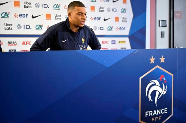 CP DES BLEUS PHOTOPQR L EST REPUBLICAIN Alexandre MARCHI ; METZ ; 04 06 2024 ; - EQUIPE DE FRANCE DE FOOTBALL - EURO 2024 - MATCH DE PREPARATION - CONFERENCE DE PRESSE. Stade Saint-Symphorien, Metz 4 juin 2024. Kylian MBAPPE pendant la conférence de presse revient sur sa signature au Real Madrid. PHOTO Alexandre MARCHI. Metz, France, june 4th 2024 press conference, PK, Pressekonferenz of France national team, Nationalteam before its preparation match for euro 2024 METZ Moselle France  Copyright: xPHOTOPQR L ESTxREPUBLICAIN MAXPPxAlexandrexMARCHIx 20240604NCY7739 20240604NCY7739