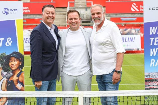 Edwin Weindorfer (CEO der e motion group), Bartosz Wojszins (Gründer der ecotrans Group) und Markus Zoecke, Pressekonferenz Ecotrans Ladies Open WTA, Tennis Damen 500, Berlin, LTTC Rot-Weiß , 04.06.2024,
