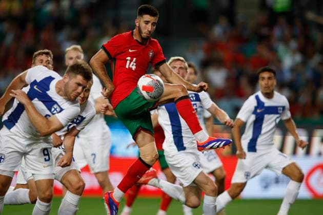 Sport Themen der Woche KW23 Sport Bilder des Tages Goncalo Inacio (Portugal) controls the ball, Frendly Match, Portugal vs Finland, Estadio Jose Alvalade, June 4, 2024, Lisbon, Portugal.
