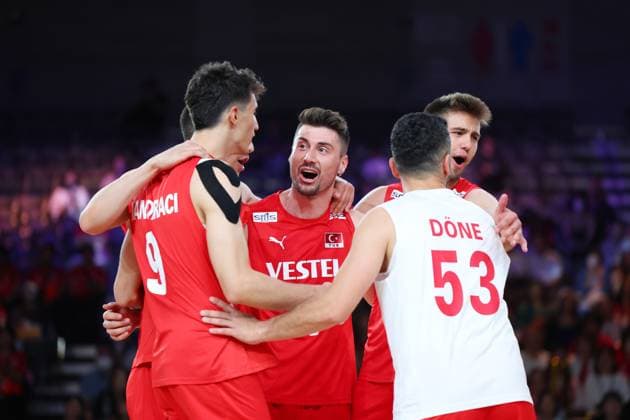 Turkey team group, Mannschaftsbild, Totale (TUR), JUNE 5, 2024 - Volleyball : FIVB Volleyball Nations League 2024 Men s Preliminary Round between Slovenia - Turkey at West Japan General Exhibition Center, Fukuoka, Japan. Noxthirdxpartyxsales  (255471733)