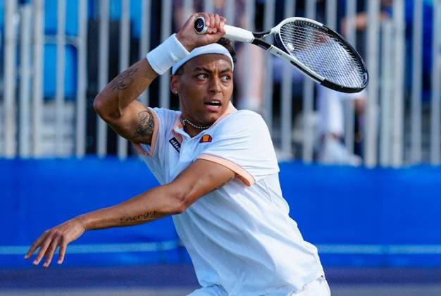 Great Britain s Paul Jubb 2nd round Action Lexus Surbiton Trophy, Day 3, Tennis, Surbiton Racket & Fitness Club, London, UK - 05 June 2024  Copyright: xDavexShopland Shutterstockx 14522109dy