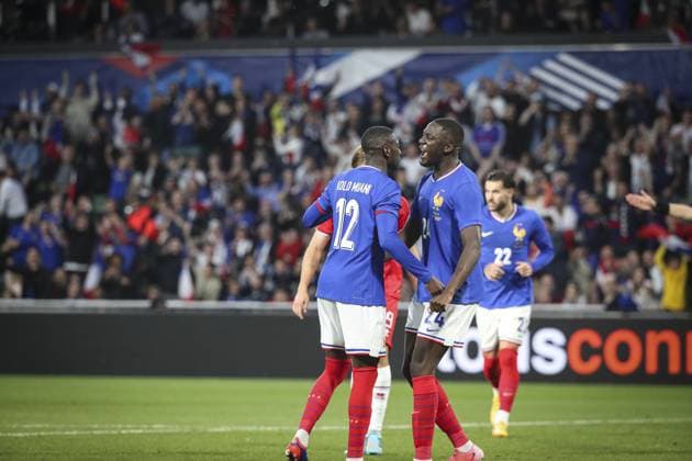 joie de la France apres le but de RANDAL KOLO MUANI 12 FOOTBALL: FRANCE - LUXEMBOURG PREPARATION - EURO 2024 Stade saint-symphorien- Metz. 05.- 06-2024 ElyxandroCegarra Panoramic 