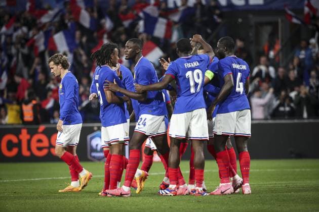 joie de la France apres le but de RANDAL KOLO MUANI 12 FOOTBALL: FRANCE - LUXEMBOURG PREPARATION - EURO 2024 Stade saint-symphorien- Metz. 05.- 06-2024 ElyxandroCegarra Panoramic 