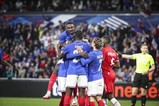 joie de la France apres le but de RANDAL KOLO MUANI 12 FOOTBALL: FRANCE - LUXEMBOURG PREPARATION - EURO 2024 Stade saint-symphorien- Metz. 05.- 06-2024 ElyxandroCegarra Panoramic 