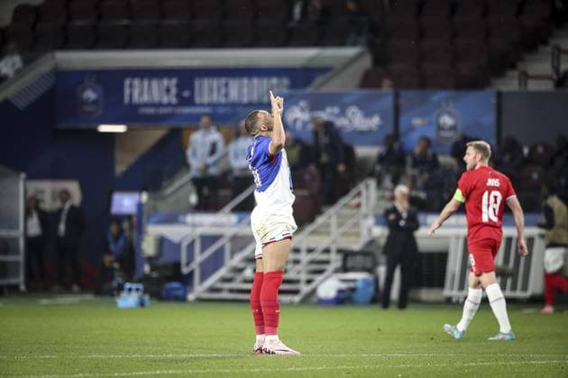 joie de la France apres le but de KYLIAN MBAPPE 10 FOOTBALL: FRANCE - LUXEMBOURG PREPARATION - EURO 2024 Stade saint-symphorien- Metz. 05.- 06-2024 ElyxandroCegarra Panoramic 