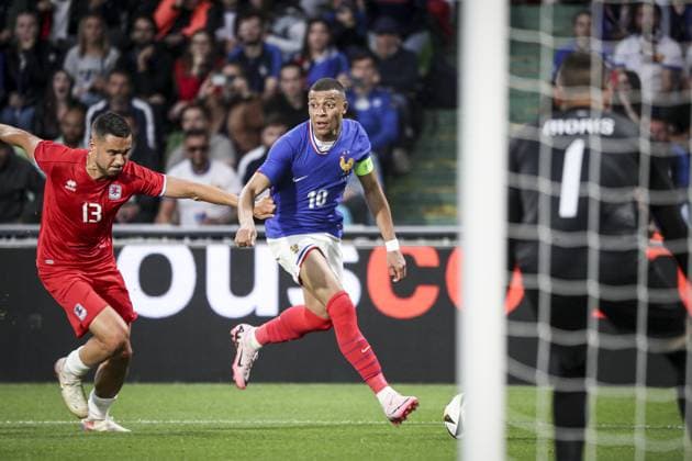 KYLIAN MBAPPE 10 FOOTBALL: FRANCE - LUXEMBOURG PREPARATION - EURO 2024 Stade saint-symphorien- Metz. 05.- 06-2024 ElyxandroCegarra Panoramic 