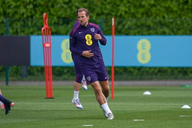 England Training England forward Harry Kane during the England Training session ahead of the friendly International vs Iceland at the Tottenham Hotspur Training Ground, Enfield, England, United Kingdom on 6 June 2024 Editorial use only. All images are copyright Every Second Media Limited. No images may be reproduced without prior permission. Copyright: xIMAGO EveryxSecondxMediax ESM-1028-0002