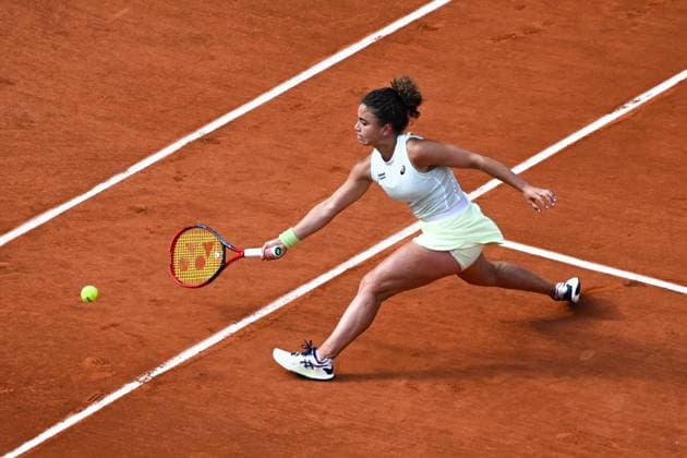Jasmine Paolini ( ITA ) during the 2024 French Open at Roland Garros on June 6, 2024 in Paris, France. ( Photo by federico pestellini panoramic ) - TENNIS : Roland Garros 2024 - Internationaux de France - 06 06 2024 FedericoPestellini Panoramic 