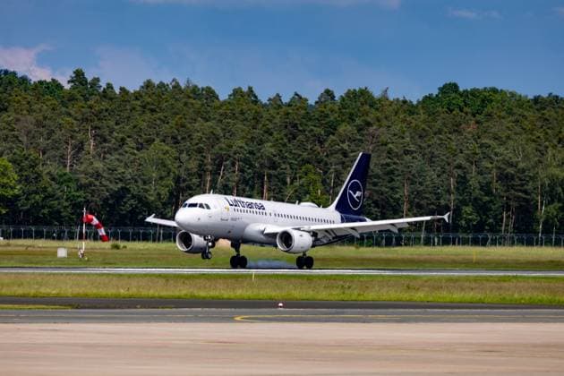 Abreise DFB-Team zum Länderspiel nach Düsseldorf Abreise der DFB-Fußball-Nationalmannschaft vom Flughafen Nürnberg nach Düsseldorf. In Mönchengladbach findet am 07.06.2024 das letzte Länderspiel Deutschland gegen Griechenland vor dem Beginn der Fußball-Europameisterschaft 2024 statt Nürnberg Flughafen Bayern Deutschland