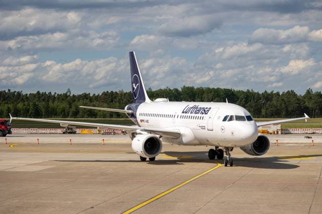 Abreise DFB-Team zum Länderspiel nach Düsseldorf Abreise der DFB-Fußball-Nationalmannschaft vom Flughafen Nürnberg nach Düsseldorf. In Mönchengladbach findet am 07.06.2024 das letzte Länderspiel Deutschland gegen Griechenland vor dem Beginn der Fußball-Europameisterschaft 2024 statt Nürnberg Flughafen Bayern Deutschland