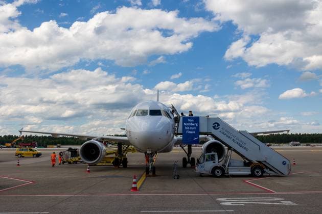 Abreise DFB-Team zum Länderspiel nach Düsseldorf Abreise der DFB-Fußball-Nationalmannschaft vom Flughafen Nürnberg nach Düsseldorf. In Mönchengladbach findet am 07.06.2024 das letzte Länderspiel Deutschland gegen Griechenland vor dem Beginn der Fußball-Europameisterschaft 2024 statt Nürnberg Flughafen Bayern Deutschland