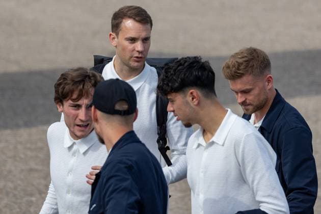 Abreise DFB-Team zum Länderspiel nach Düsseldorf Abreise der DFB-Fußball-Nationalmannschaft vom Flughafen Nürnberg nach Düsseldorf. In Mönchengladbach findet am 07.06.2024 das letzte Länderspiel Deutschland gegen Griechenland vor dem Beginn der Fußball-Europameisterschaft 2024 statt Nürnberg Flughafen Bayern Deutschland